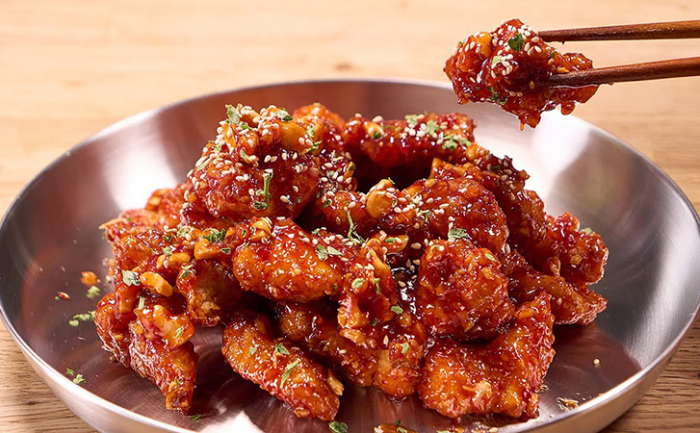 Вкуснее курицы вы не пробовали: показываем азиатский рецепт, с которым будет как из ресторана