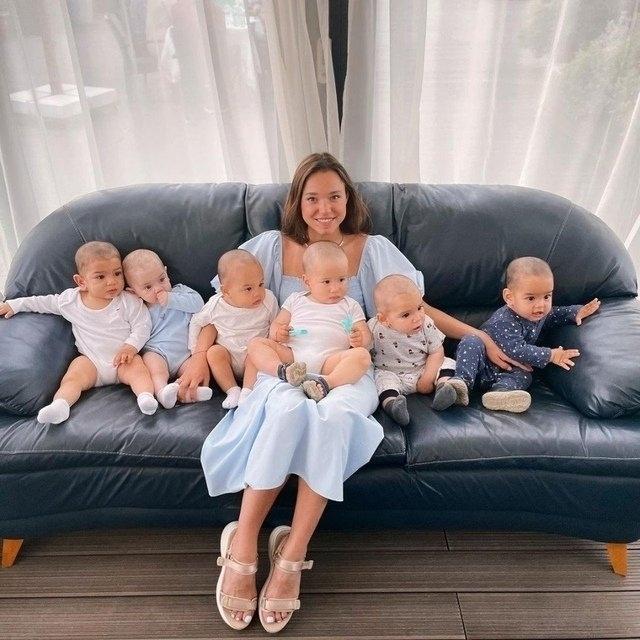 Кристина Озтюрк из Грузии, которой 26 лет, вместе со своим мужем-миллионером Галипом Озтюрком из Турции, которому 58 лет, уже воспитывают 22 ребёнка 😅