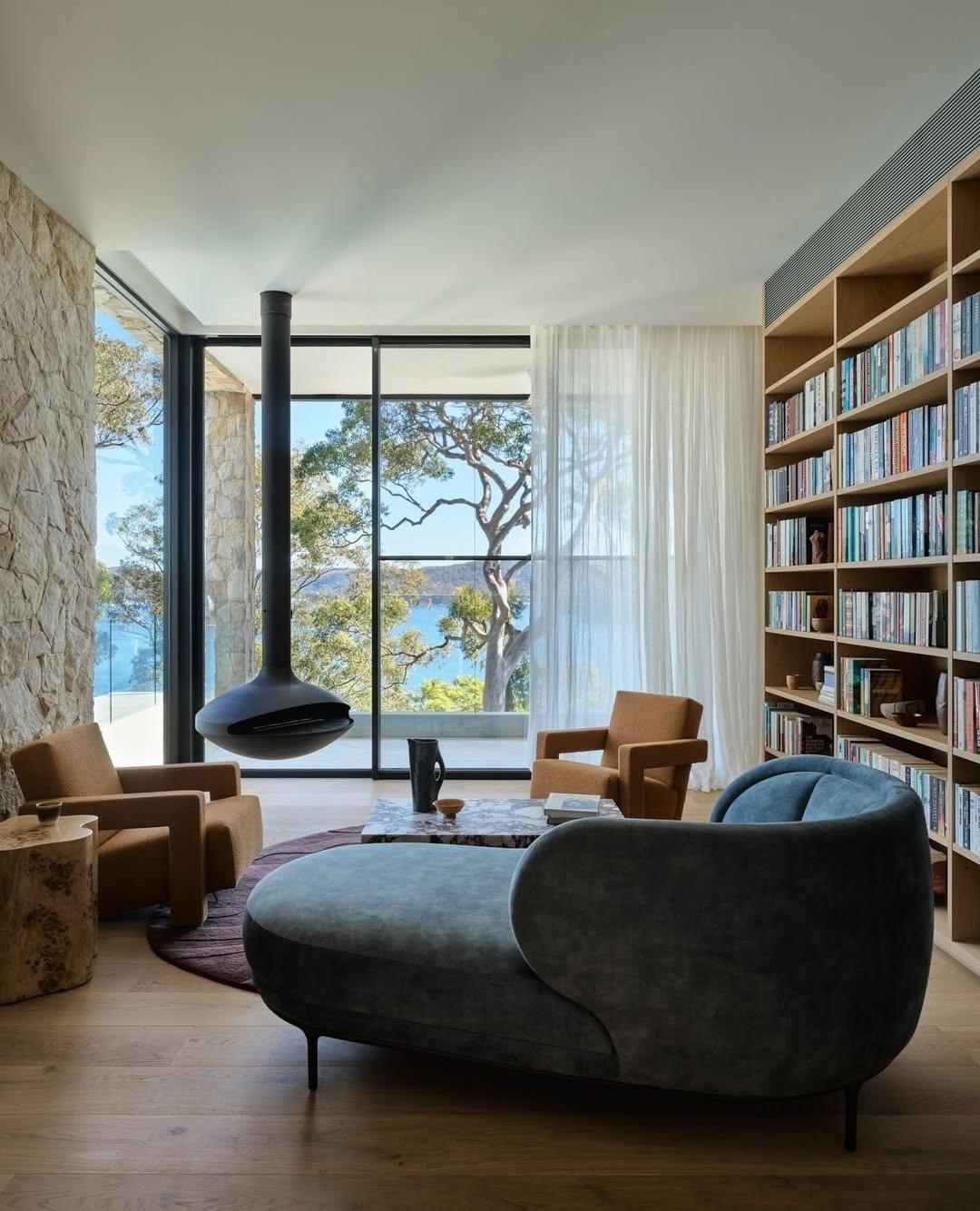 Без комментария