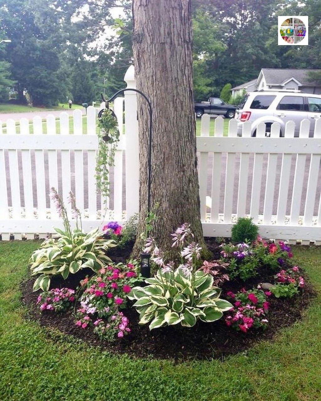 Круглые клумбы на участке