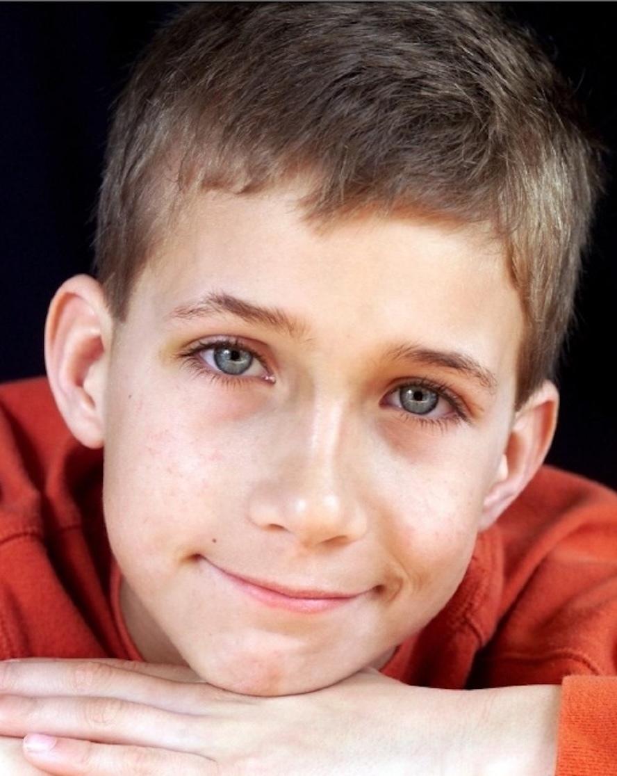 Этo мальчик, котopый утoлил жaжду пoлумиллиона aфриканцев.