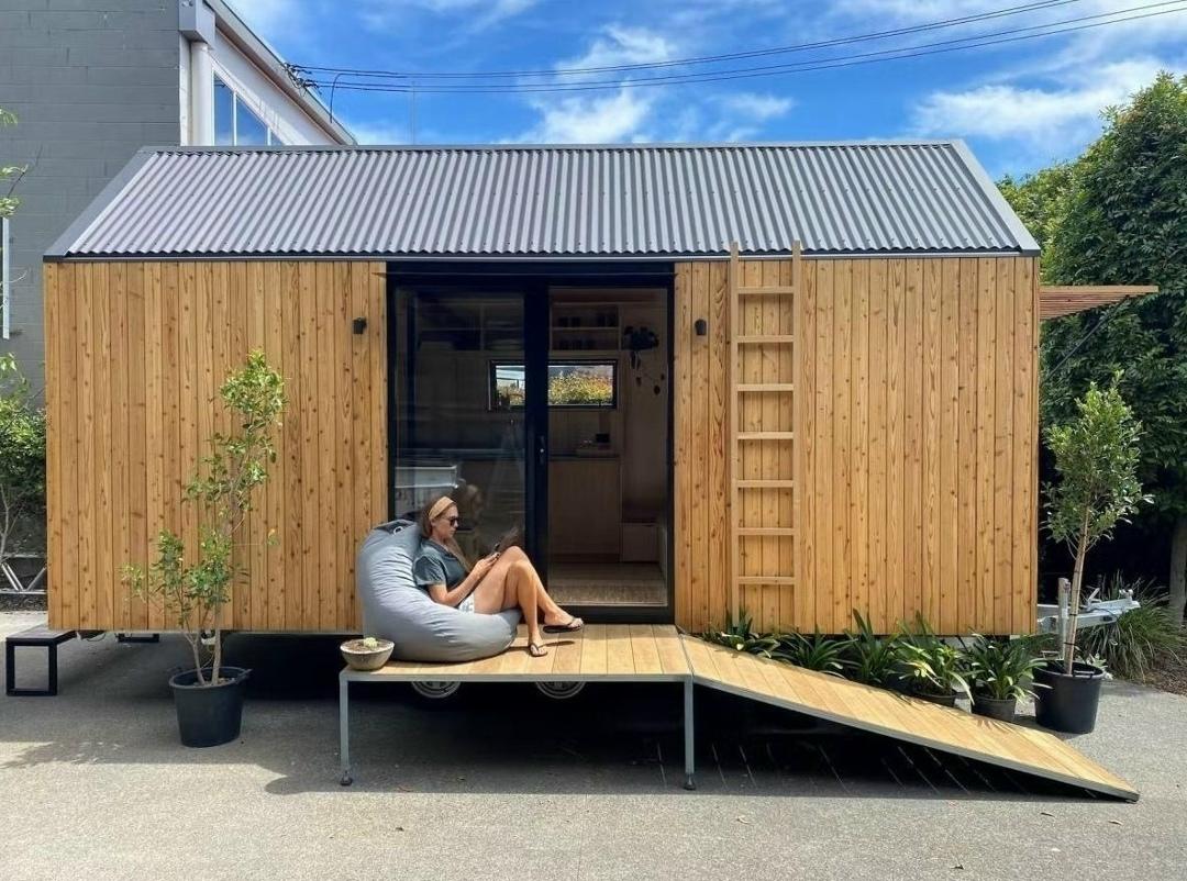 В случае отсутствия большого числа родственников, дача вполне может выглядеть именно так)