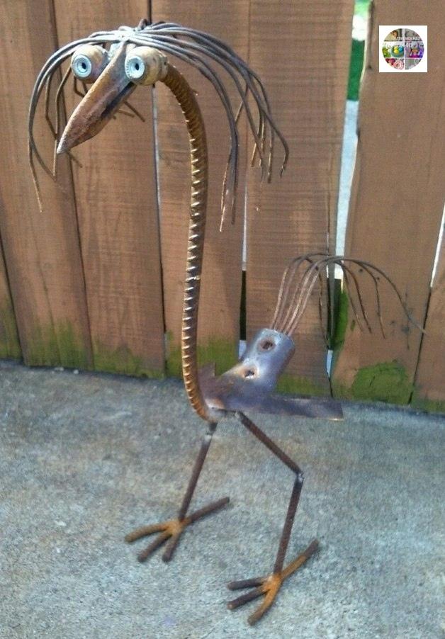 Попросила мужа купить украшение для участка, сам за день в гараже сделал &#128522; &#128514;&#128514;&#128514;