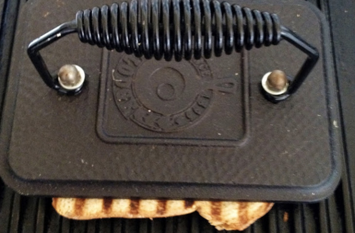 5 причин добавить в кухонный арсенал пресс для гриля