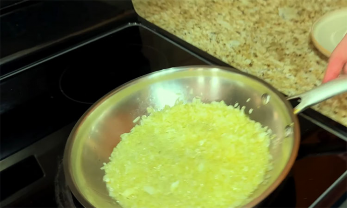 Ароматная шакшука: завтрак, после которого обычную яичницу уже никто не просит