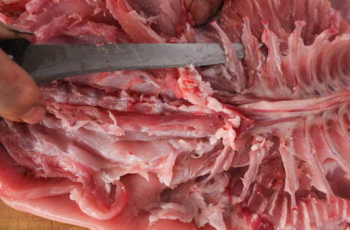 Как удалить из кролика все кости, сохранив цельной тушку