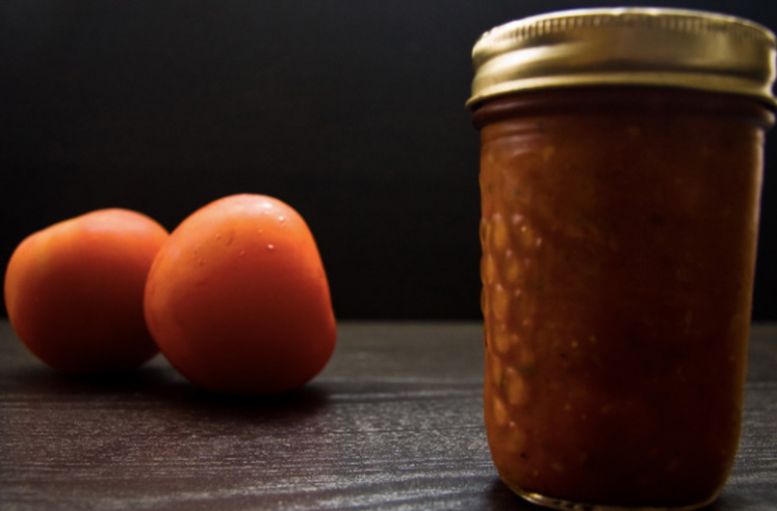 Рецепт острого соуса ко всему. Вкуснее и ароматнее любого кетчупа, а делать проще простого