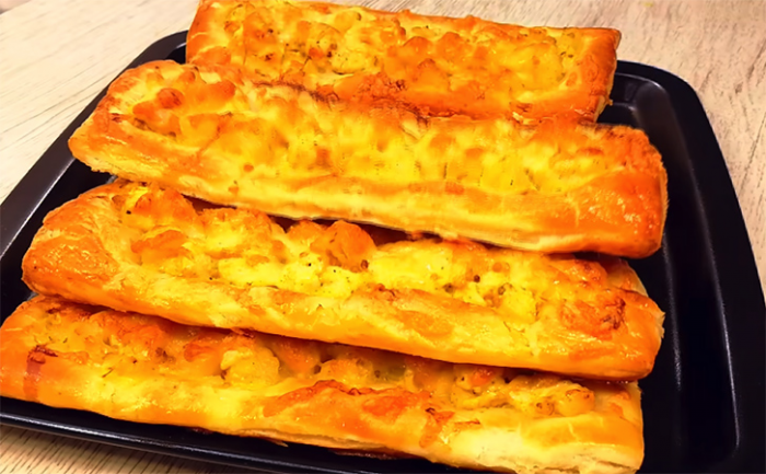 Быстрее закуску вы еще не готовили: порционные курники без хлопот с замесом теста