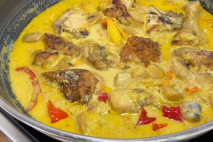Самая вкусная курица на ужин, в сливочном соусе. За 30 минут на столе шикарное блюдо