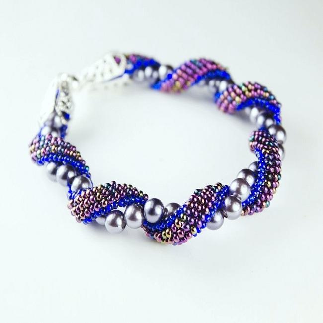 Как сплести браслет из бисера. Мастер-классы