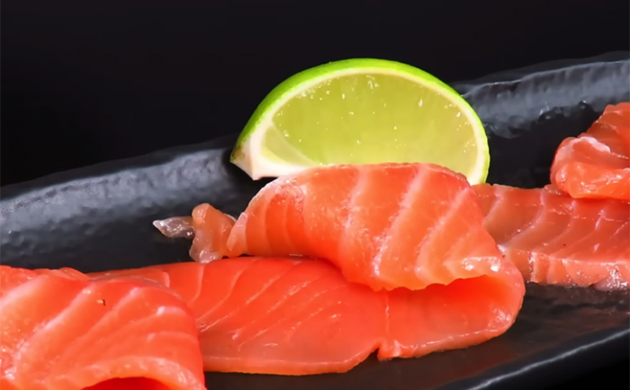 Рыба нежная как масло. Простая методика ресторанной засолки лосося дома