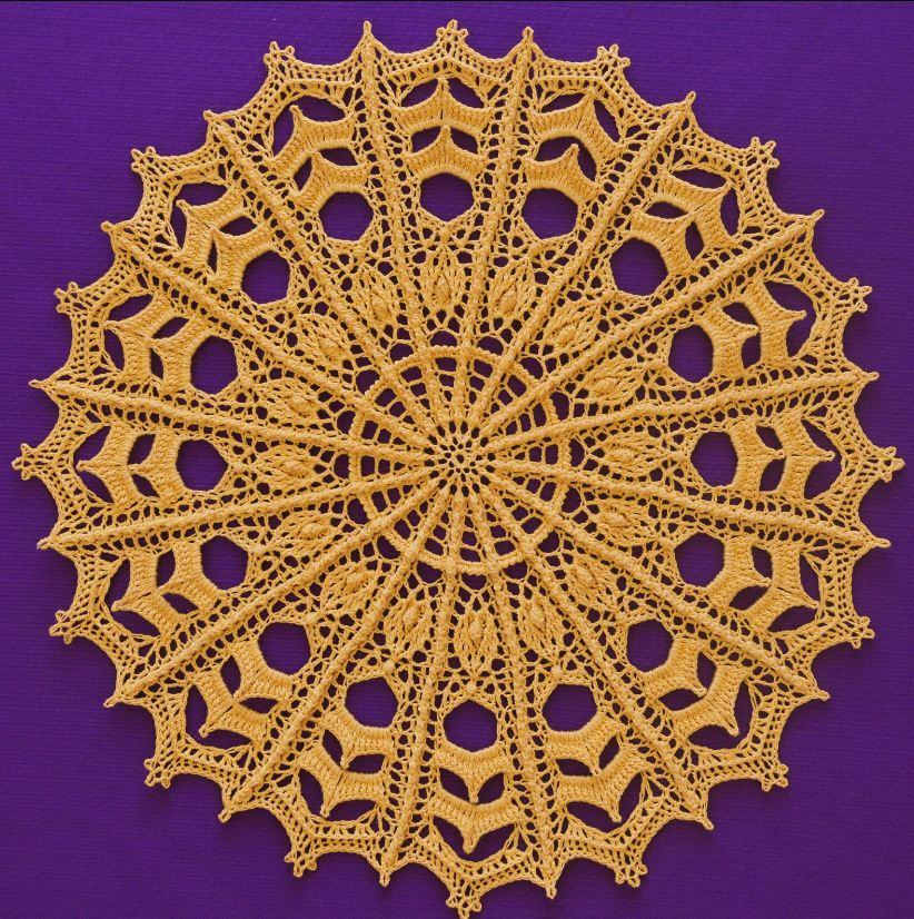 Салфетка крючком "Heloise". Описание