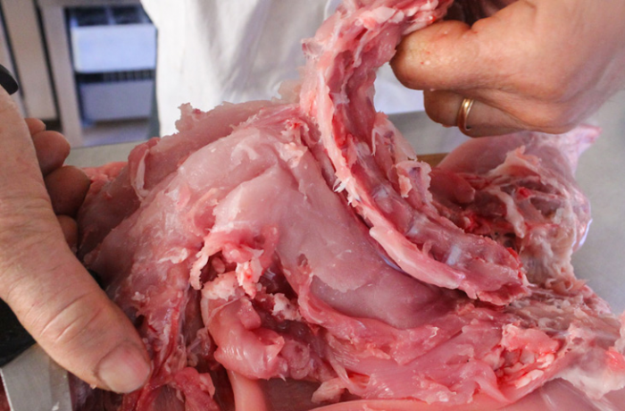 Как удалить из кролика все кости, сохранив цельной тушку