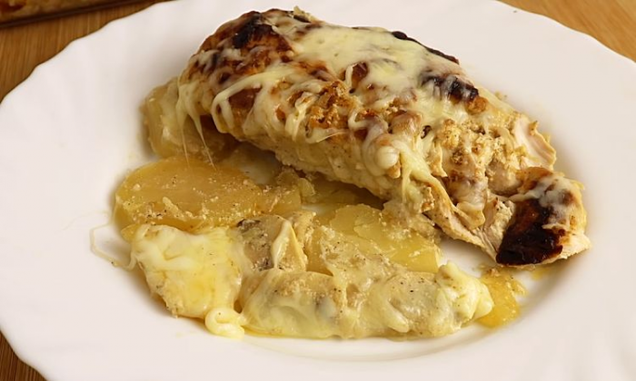 Рецепт сочной куриной грудки. Запекаем под йогуртом