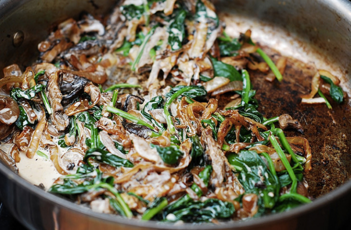 Полили свеклу маслом и запекли: заменяем надоевшую картошку новыми гарнирами