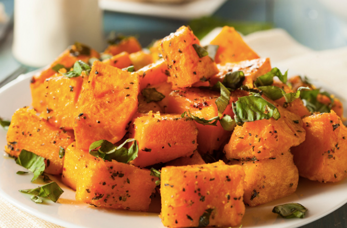 Полили свеклу маслом и запекли: заменяем надоевшую картошку новыми гарнирами