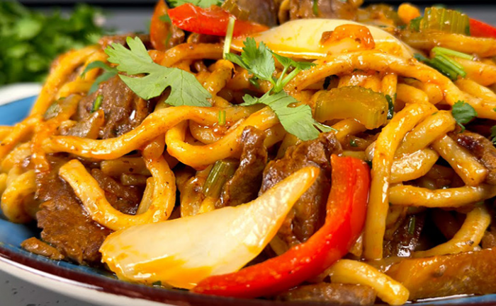 Рецепт жареного узбекского лагмана: делается быстро и получается на обычной кухне