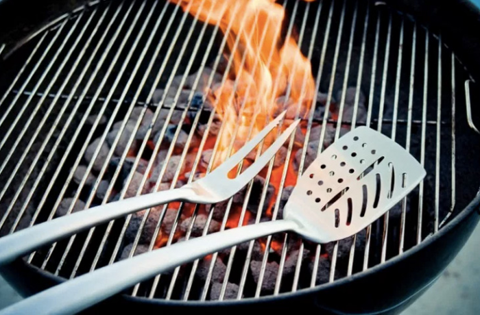 5 способов очистить гриль без щетки