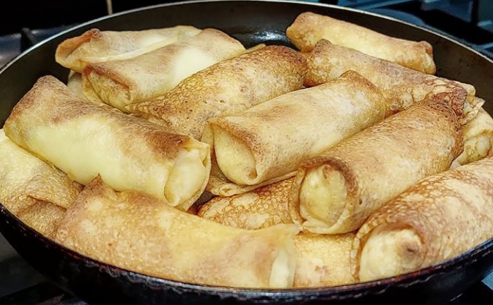 Деревенские блины-налистники, тоньше воздуха. Старинный способ, как печь их совсем без муки