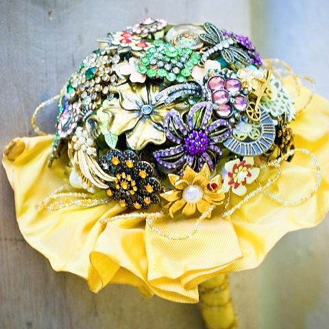 Свадебный букет своими руками из брошей. Идеи и мастер-классы