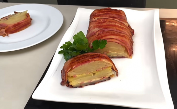 Легендарный картофель французского шефа Жоэля Робюшона. Томим клубни внутри бекона