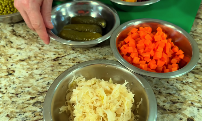 Классический винегрет, но с новым вкусом. Все дело в правильной заправке