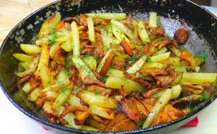 Как пожарить картошку, чтобы просили еще. Лучший рецепт картофеля с грибами