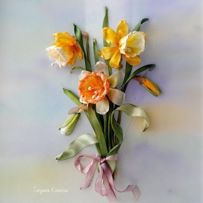 Нарцисс: вышивка лентами. Мастер-класс