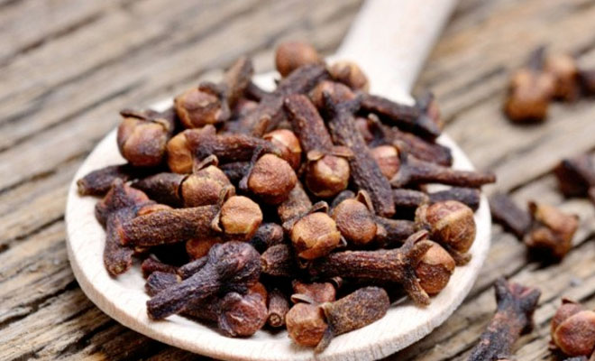 Согревающие пряности: добавляем гвоздику в еду и усиливаем обменные процессы