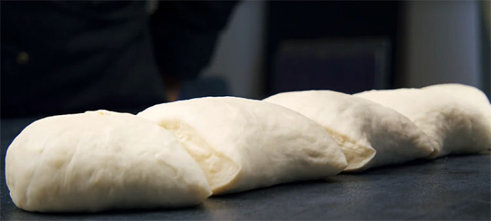 Взяли лист теста и сделали 3 вида разной выпечки за минуты: лепешки, хычины и плацинды