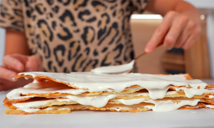 Идеальный Наполеон как в кондитерских: коржи тонкие и хрустящие, а крем нежнейший