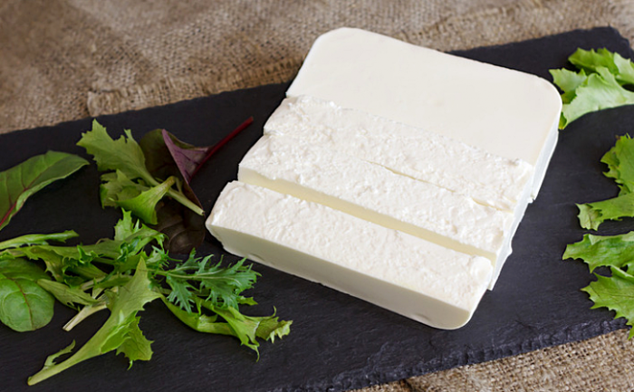 Сербский сыр ровно за 2 минуты. В основе всего 3 ингредиента