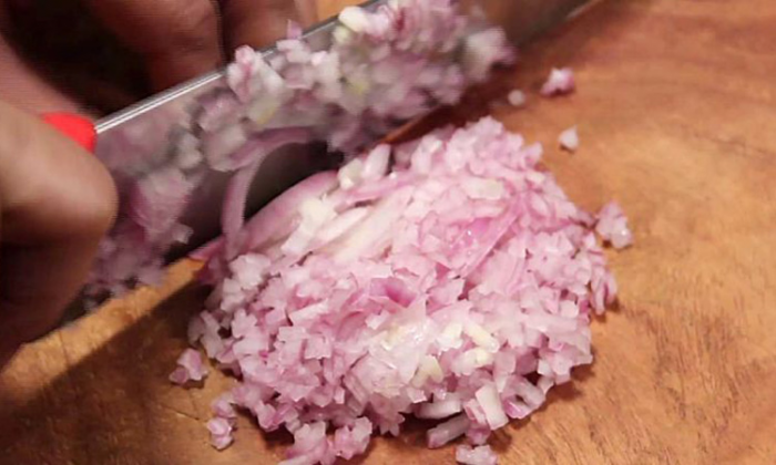 Кавказский соус из томатной пасты за 5 минут: кетчуп больше не нужен