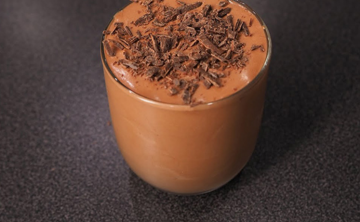 Шоколадный кондитерский мусс из 2 ингредиентов. За считанные минуты: без яиц и желатина