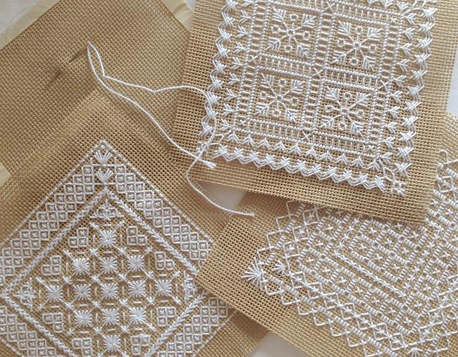 Монохромная счётная вышивка от Cheryl Fall. Маленькие схемы