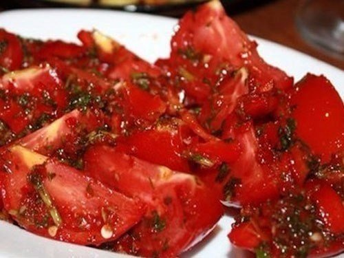 Блюдо обалденное — помидоры по-корейски. Пальчики оближешь