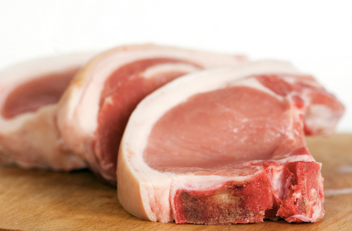 Как приготовить свиные отбивные, чтобы они получились сочными