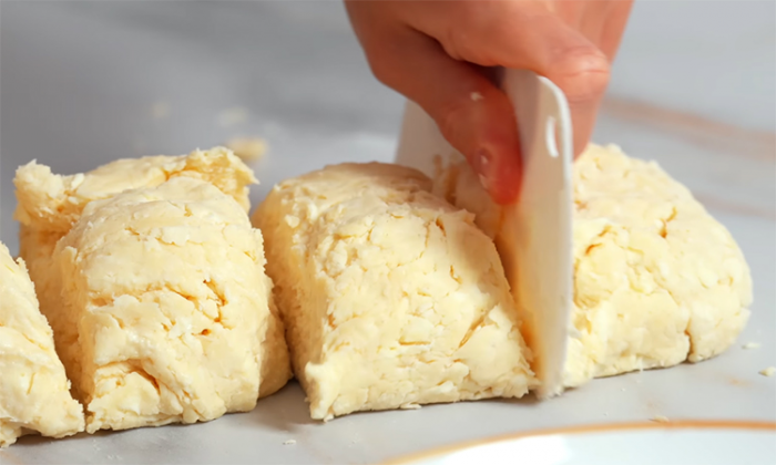 Идеальный Наполеон как в кондитерских: коржи тонкие и хрустящие, а крем нежнейший