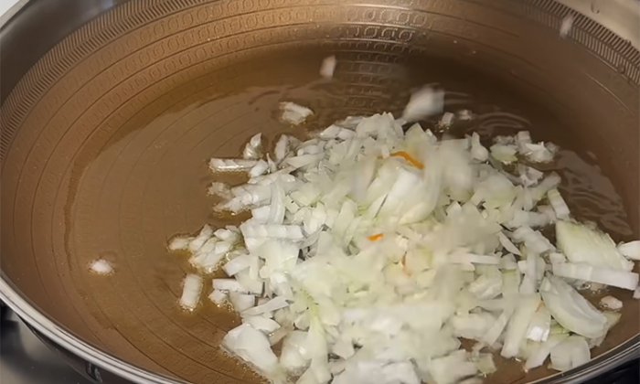 Баварский согревающий суп-сокровище: проще солянки, но еще более сытный и из простых продуктов