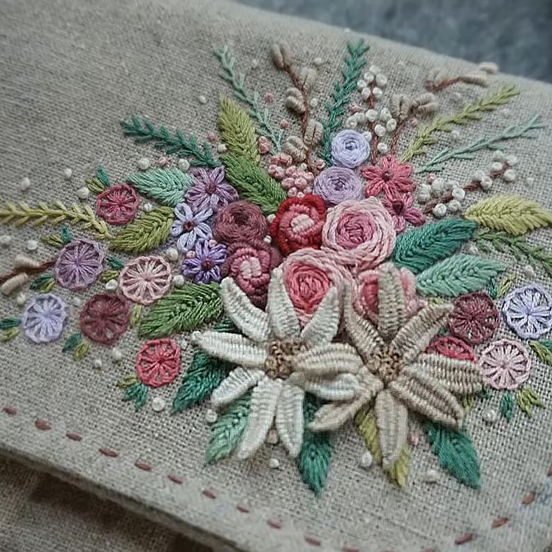 цветочная вышивка декоративными швами мастер-класс